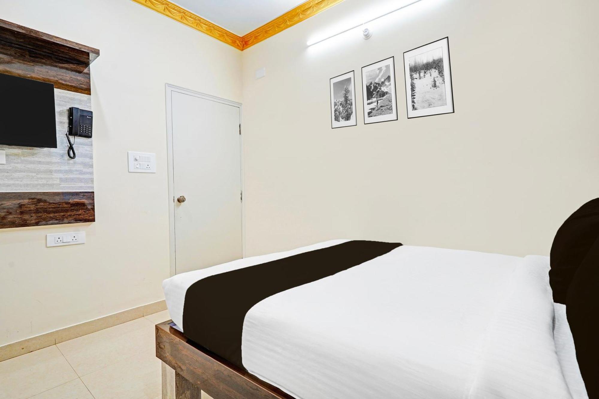 Super Collection O Niladri Road Hotell Kammasandra Exteriör bild