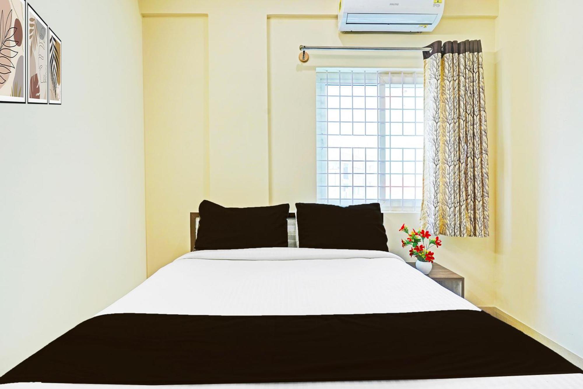 Super Collection O Niladri Road Hotell Kammasandra Exteriör bild
