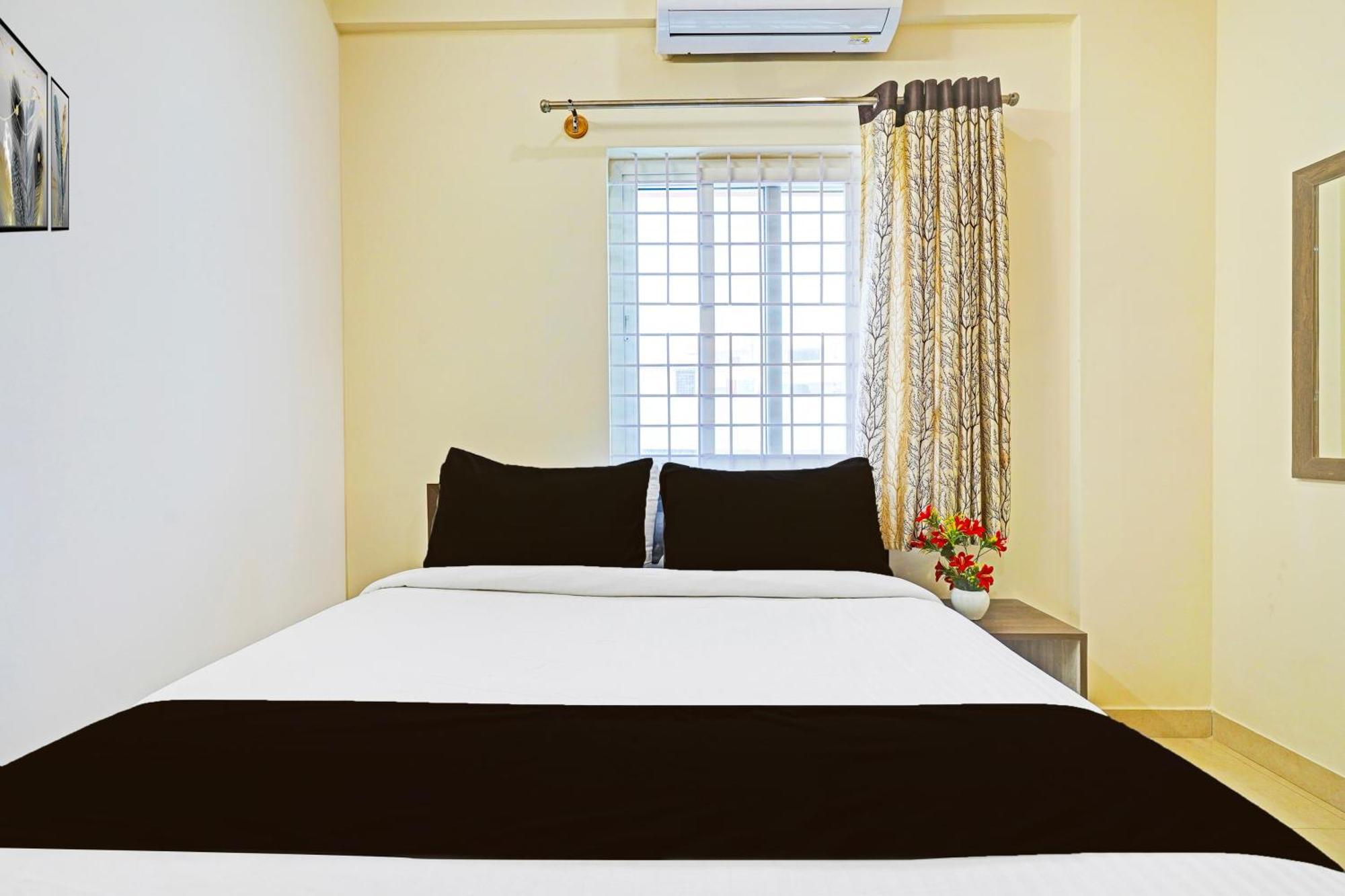 Super Collection O Niladri Road Hotell Kammasandra Exteriör bild